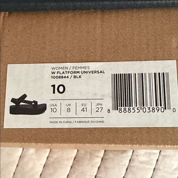 Teva Women’s Black Universal Flatform Sandal - Picture 8 of 8